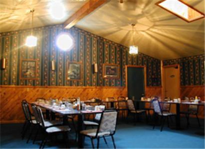 Zellar'S Village Inn Newberry Esterno foto